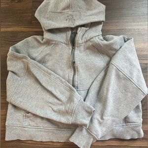 Grey Lululemon half zip scuba